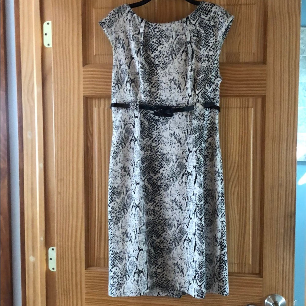 Dress snake skin pattern, soft and comfortable